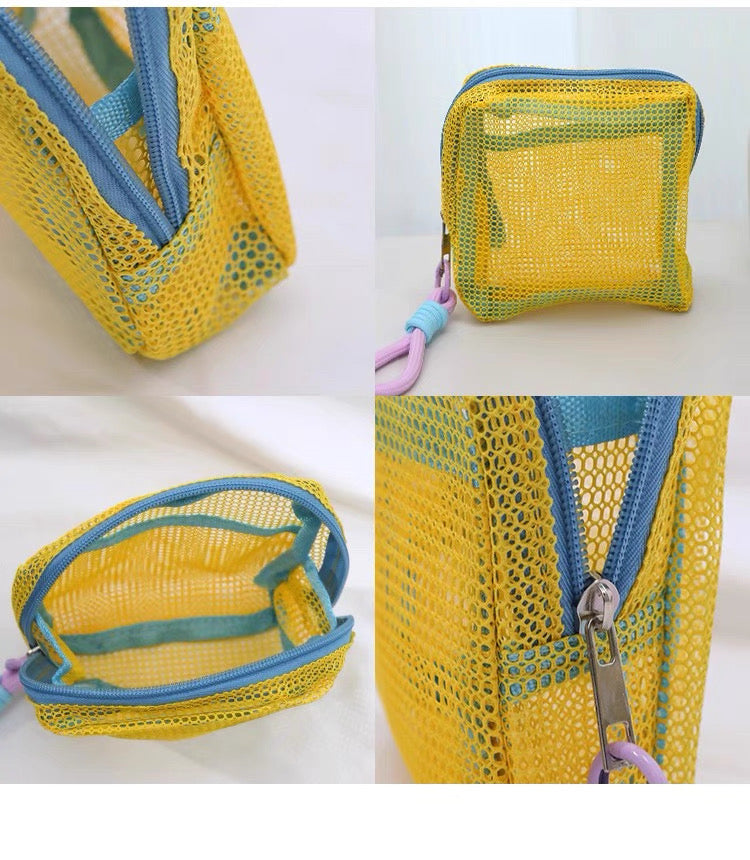 Game Ready | Mesh Carry Pouch | Lightweight Breathable Organizer with Clip